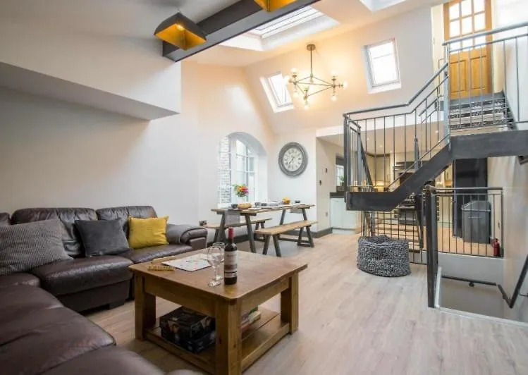 89A Church Street - Luxury Two Bed Apartment With Roof Terrace Whitby Ferienhaus